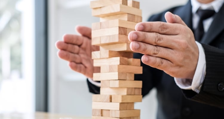 Как правильно и без рисков оформить владение оффшорной компанией?